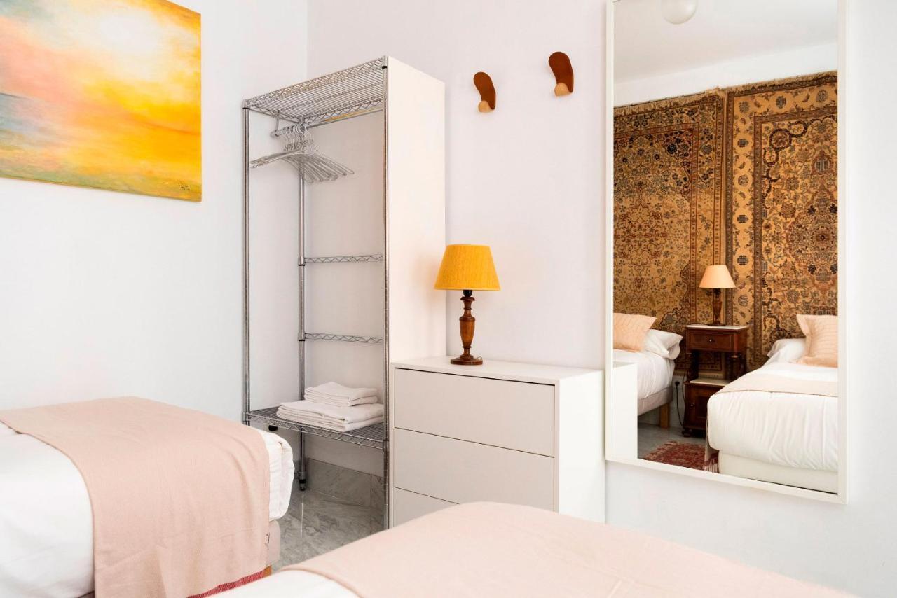 Genteel Home Pasaje Santa Cruz Σεβίλλη Εξωτερικό φωτογραφία